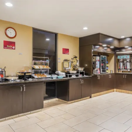 Best Western Plus Garden Court Inn