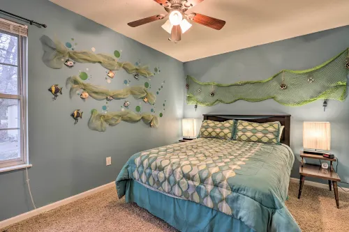 Deck, Lake Views! Group Getaway in Osage Beach - صديق للحيوانات الاليفة
