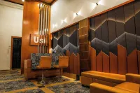 Hotel Royal Usi Hotels in Walane