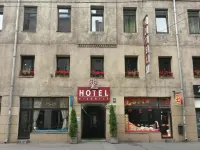 A1 Hotel Riga City Center Отели рядом с достопримечательностью «Авоту»