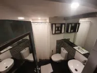 The Centrepoint Inian Netlon-Netlon Mosquito Net for Sale OMR Sholinganallur Chennai周辺のホテル