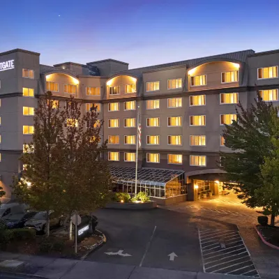 Eastgate Hotel, BW Signature Collection Hotels near Crossroads Bellevue