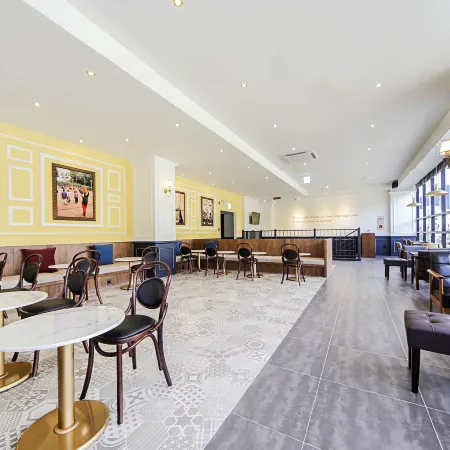 Hotel Elysia