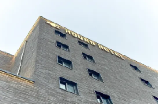 ฮาวด์โฮเทล จอนจู ด็อกจิน โรงแรมใน