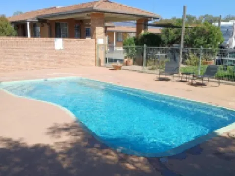 Aaron Inn Motel Hotels in Narrabri