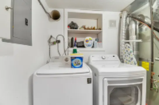 Private Hot Tub, Minutes to Skiing & Main Street  4 bedroom Boulder Creek Hotels in 