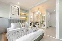 1 BR / 5 Mins BTS Baring / WiFi / 7-11 / Lotus - Condos