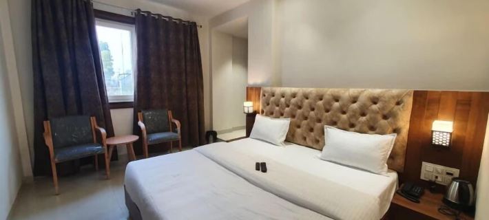 Hotel Scarlet Hotels in Gwalior