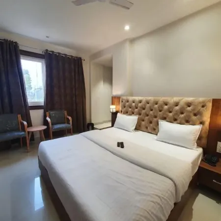 Hotel Scarlet