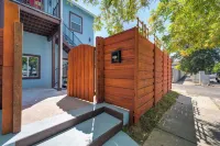 Walk to UC Davis Medical Center! Duplex w/ Patio - Condos