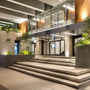 Wyndham Garden Guatemala City Hotels near FREE FIRE