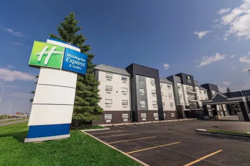 Holiday Inn Express & Suites CALGARY SOUTH-MACLEOD TRAIL S by IHG