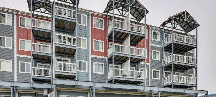 Snowshoe Condo w/ Mtn Views, Walk to Ski Lift Hotels in Edray