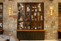 Archer Hotel Napa - bar