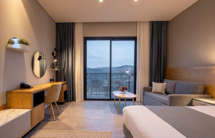 Logos Hotel in Yad Hashmona