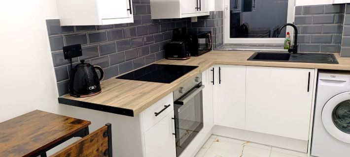 Cardiff 1 Bed Apartment - City Living at its Best Hotels in Riverside