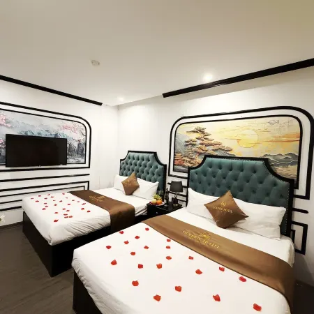 Golden Hotel Отели рядом с достопримечательностью «Хай-Ба-Трунг»