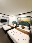 Golden Hotel - Beach