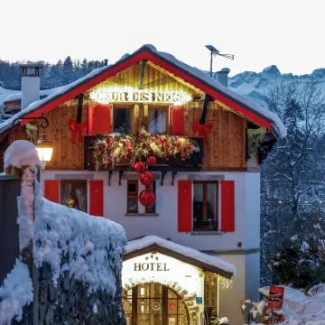 Coeur des Neiges Hotels near Mont Joly
