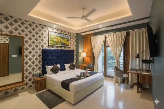 2 BHK Flat Gachibowli # 302 Hotel a 