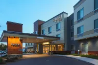 Fairfield Inn & Suites Marquette Hotels in Marquette