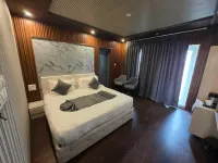 AZURI BLISSS RESORT Hotels in Budgam