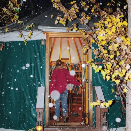 Brand New Yurts in the wilds of MT-Stay @ GNP like no other! 7mi. from W Glacier