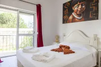 E 03 - Bedroom 3 in Local da Trindade Guesthouse - 2-نجوم