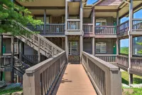 Luxe Mtn-View Condo in Branson w/ Hot Tub Access! - 3-Star