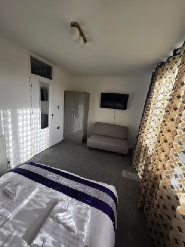 Gem Place - A Home Away From Home