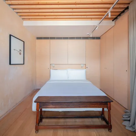 Stilla, 6, Triq San Lazzru