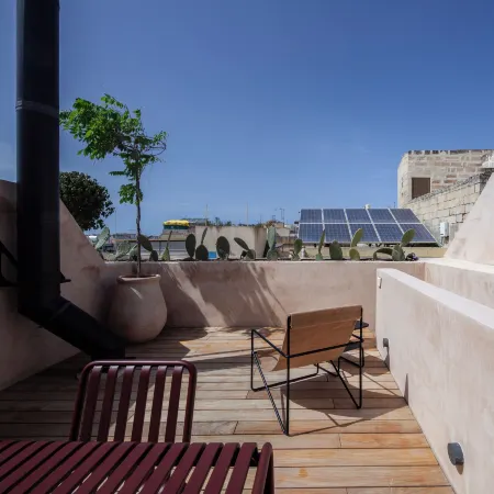 Stilla, 6, Triq San Lazzru