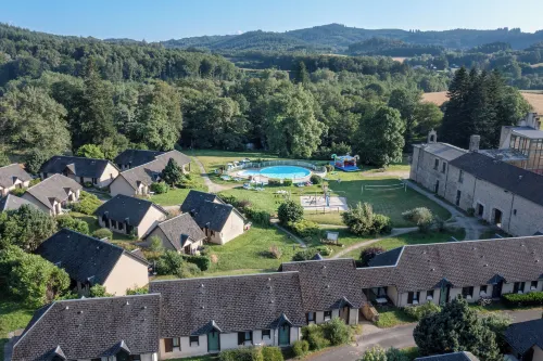 Vvf Château Sur la Vienne Lac de Vassivière - Kitchens