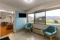 Super 8 by Wyndham Charleston WV - Wifi