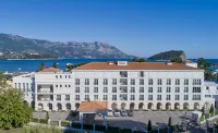 Crowne Plaza BUDVA by IHG