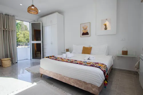 Charming Apartment in Historic Carthage with Modern Comforts