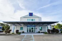 Motel 6 Tewksbury, MA - Boston - 2-Star