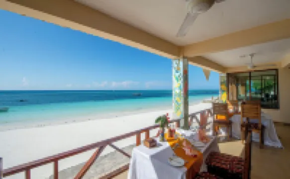 Double A Nungwi Beach Hotel