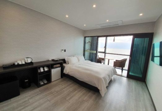 우연플로라호텔 루프탑