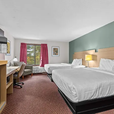 Ramada by Wyndham Stevens Point