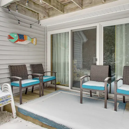 Charming DC Getaway Steps from Dtown Fish Creek