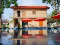Infenta's Villa Hotel & Restaurant - Pools