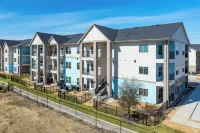 Landing Apartments Austin - Lockhart