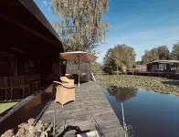 Modern Waterfront Chalet - 3-Star