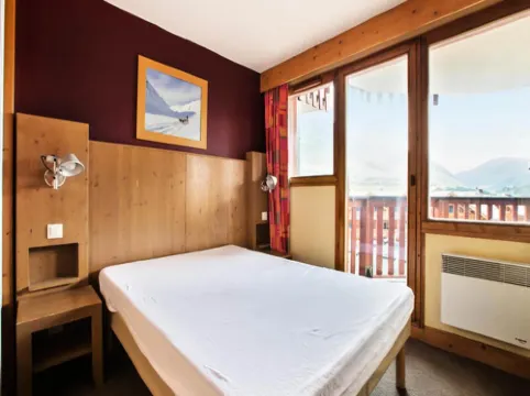 Apartment in Alpe d'Huez near Ice Rink