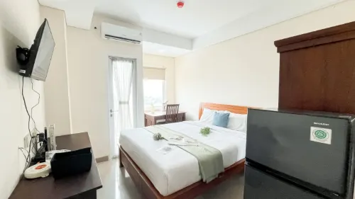 Relax Studio Room Apartment at B Residence By Travelio
