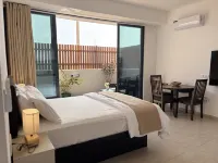 JoLi Beach House - Charming Ground Floor T0 Suite - Апартаменты