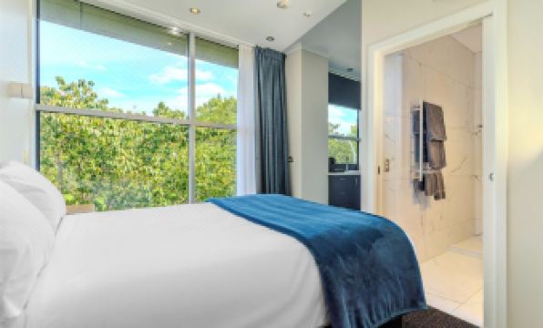 Hamilton Motel 2025 Limited