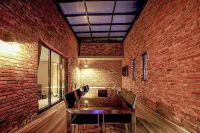 Gyeyang River Tourist Hotel Hotels near Gyesan Station