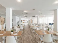 Beach Club Menorca Hotels in Son Parc
